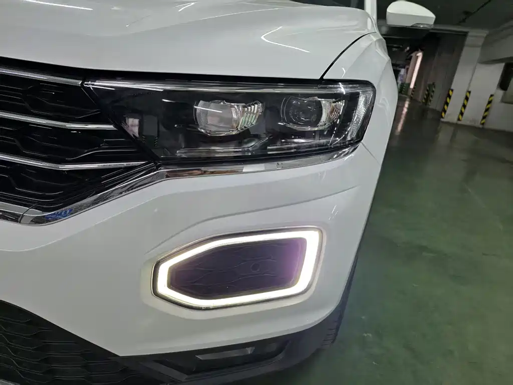 VOLKSWAGEN T ROC EXPLORING SONGS