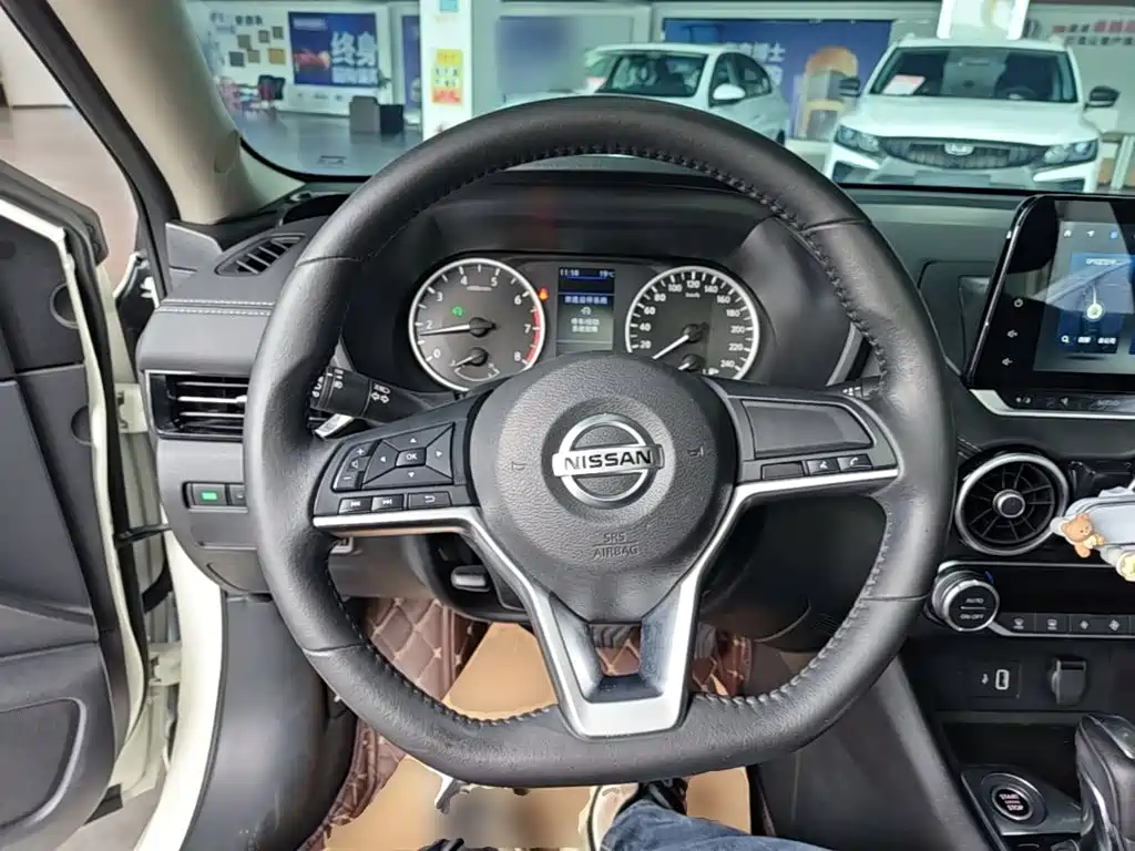 Nissan Sylphy — миниатюра 11