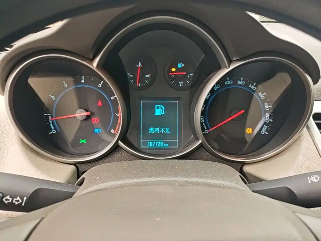 Chevrolet Cruze — миниатюра 12