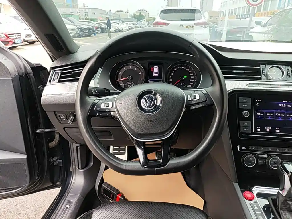 Volkswagen CC — миниатюра 11