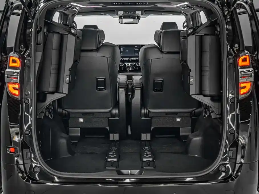 Toyota Vellfire — миниатюра 41