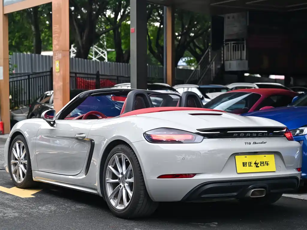 Porsche 718 2022 Boxster 2.0T
