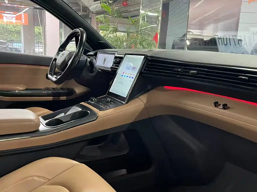 NIO ES6 — миниатюра 6