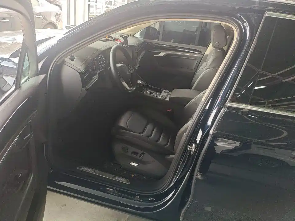 Volkswagen Touareg 2021 2.0TSI