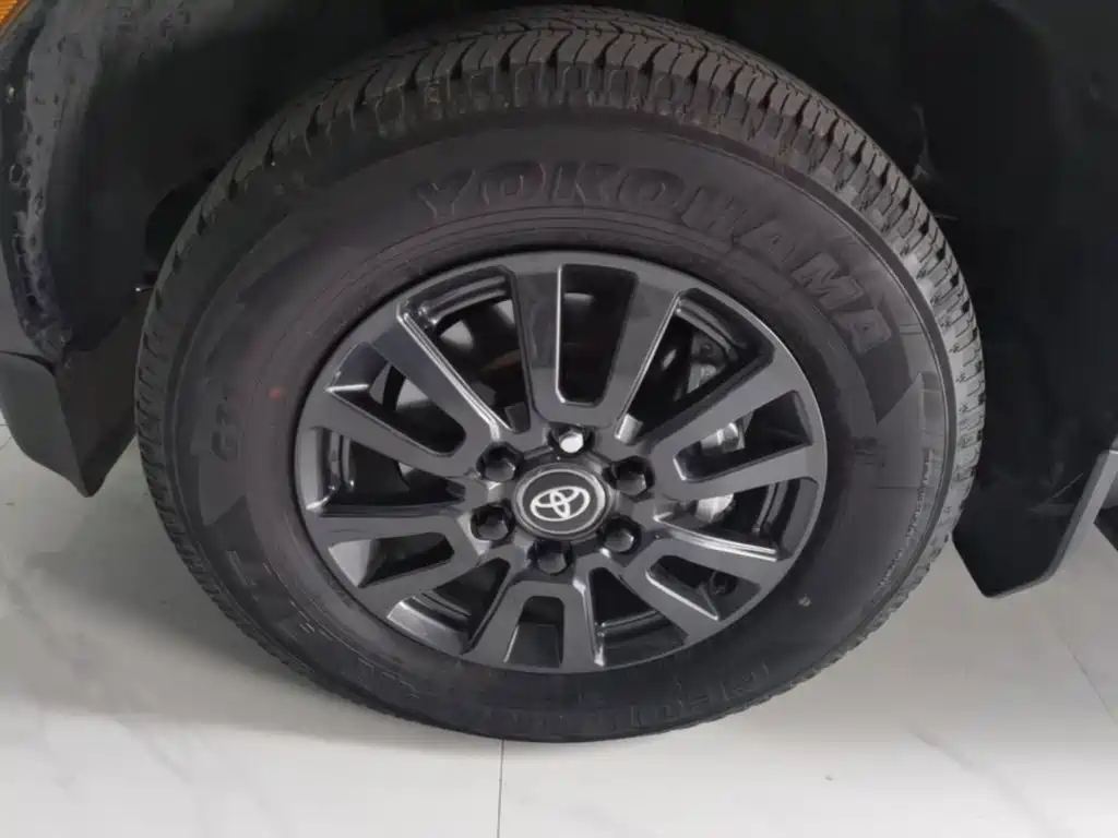 Toyota Prado — миниатюра 23