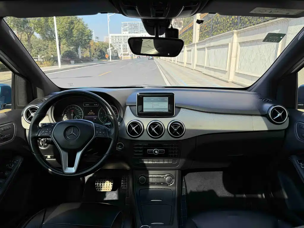 Mercedes-Benz B-Class B 2012 B 200