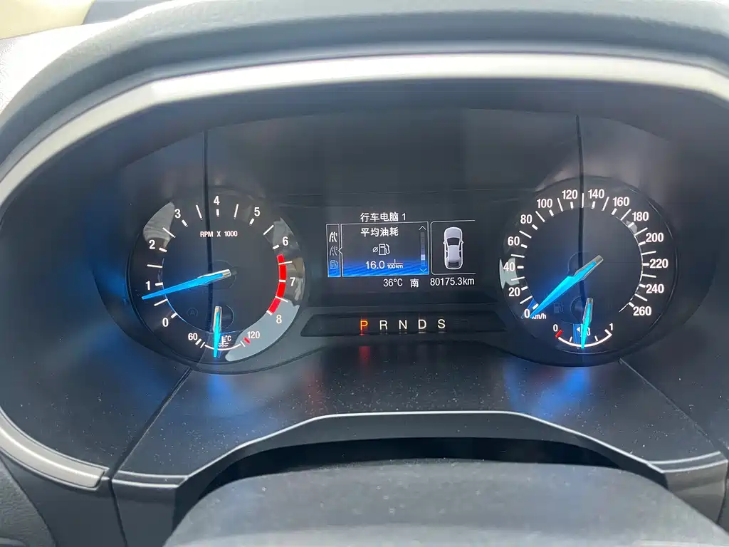 Ford Edge — миниатюра 10