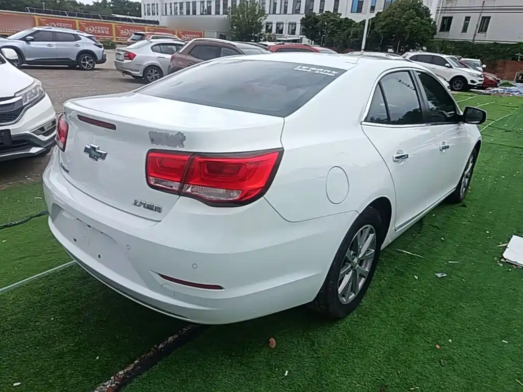Chevrolet Malibu — миниатюра 7