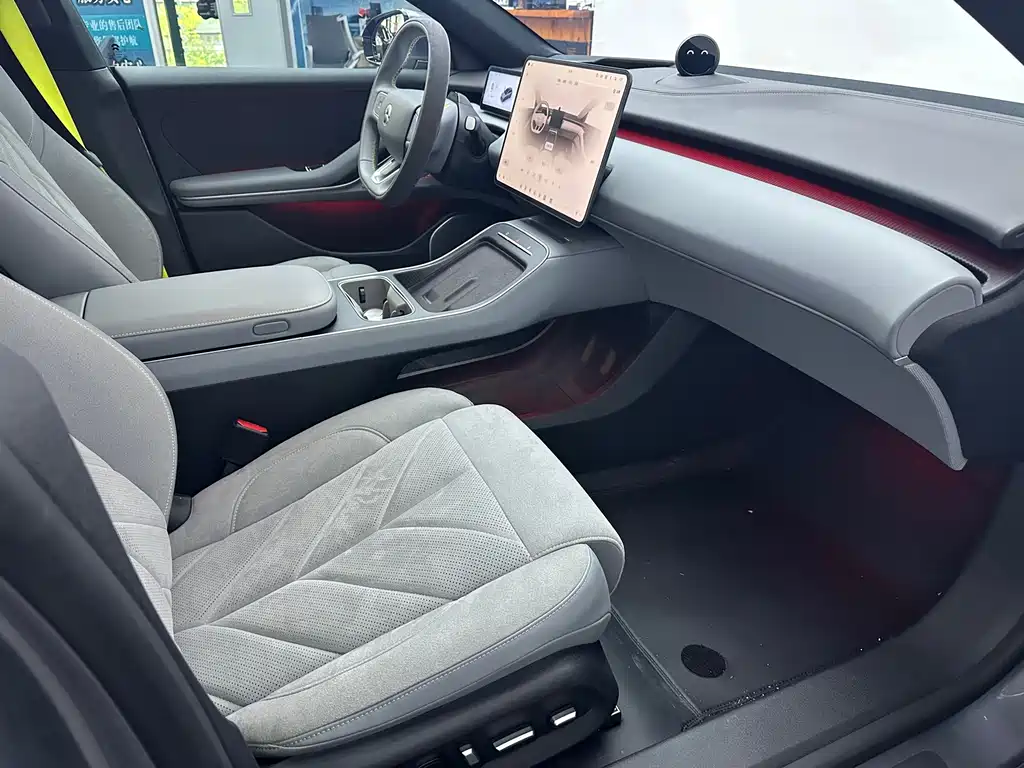 NIO ET5T — миниатюра 8