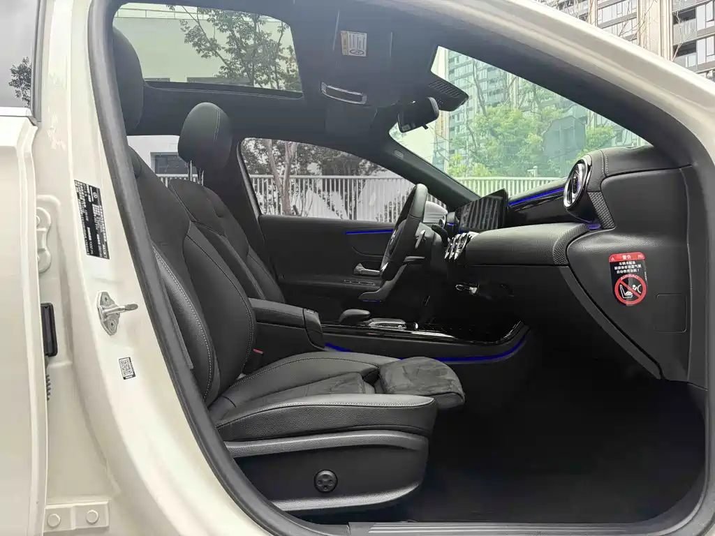 Mercedes-Benz A-Class — миниатюра 13