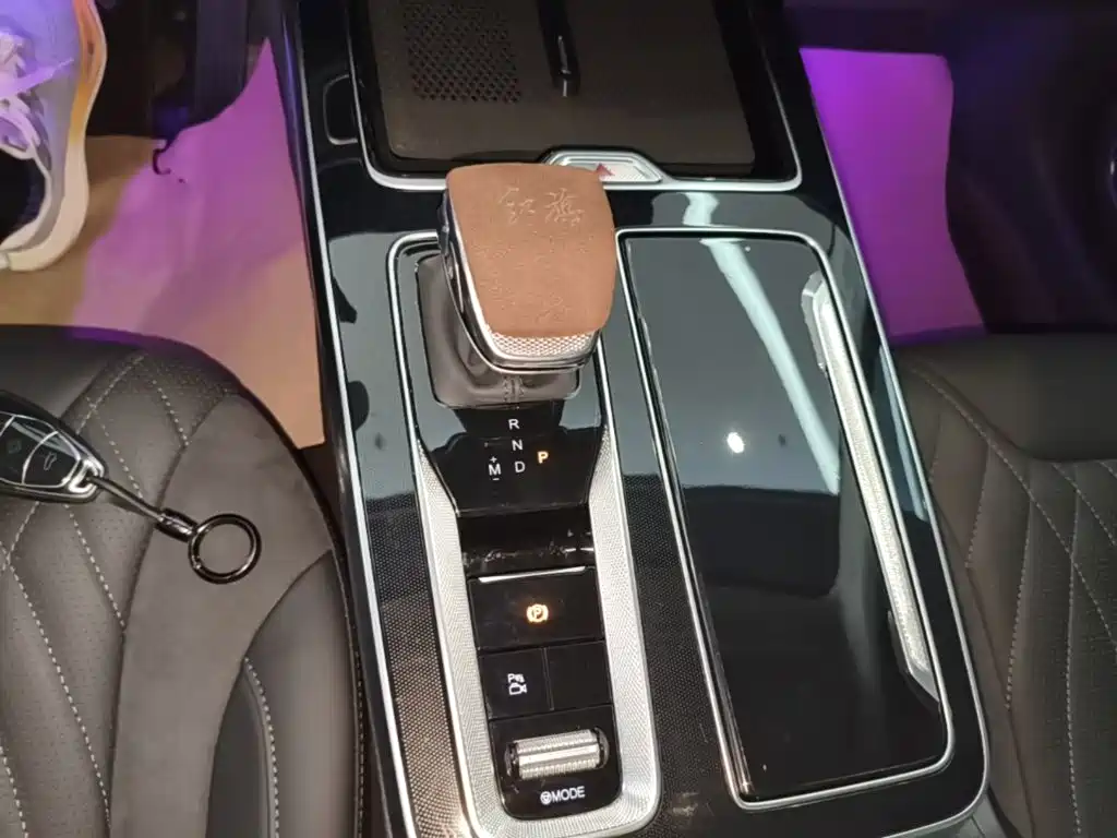 Hongqi Hongqi HS5 — миниатюра 14
