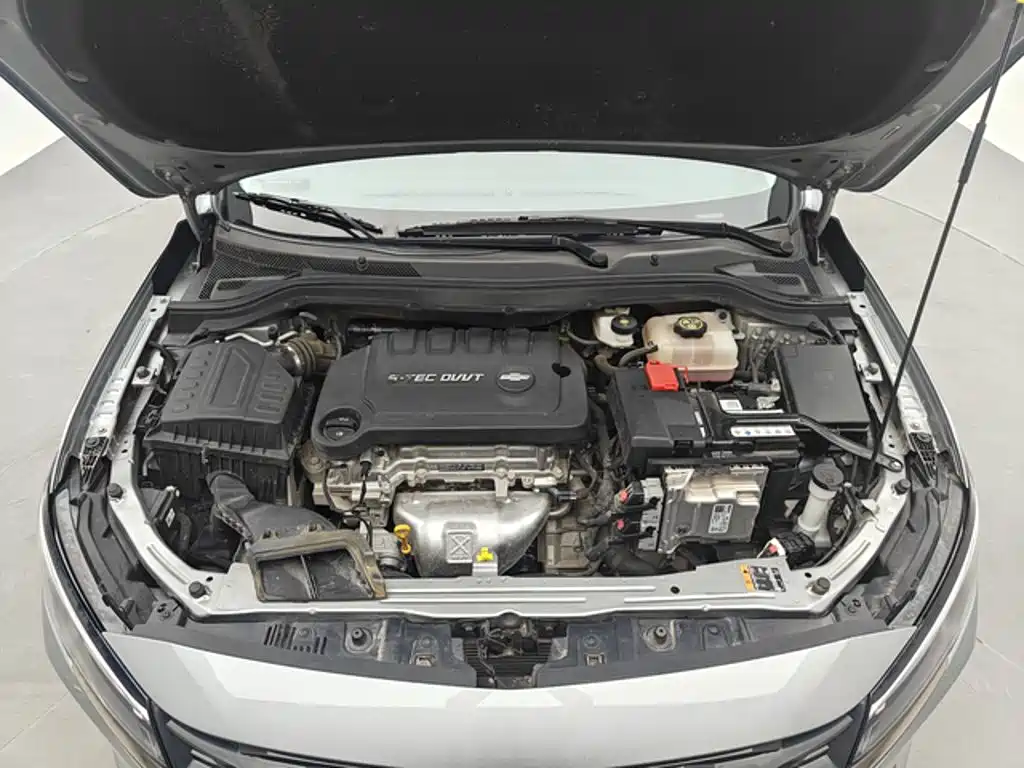 Chevrolet Monza — миниатюра 12