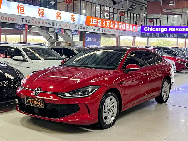 VOLKSWAGEN LINGDU 2022