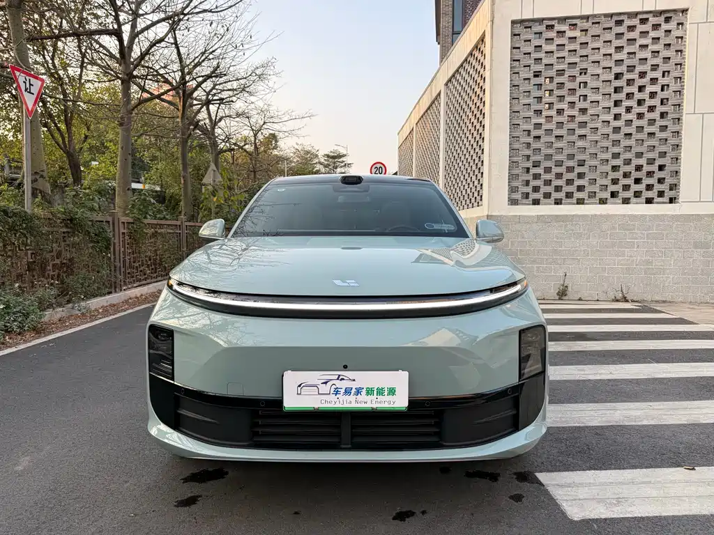 Li Auto IDEAL L6
