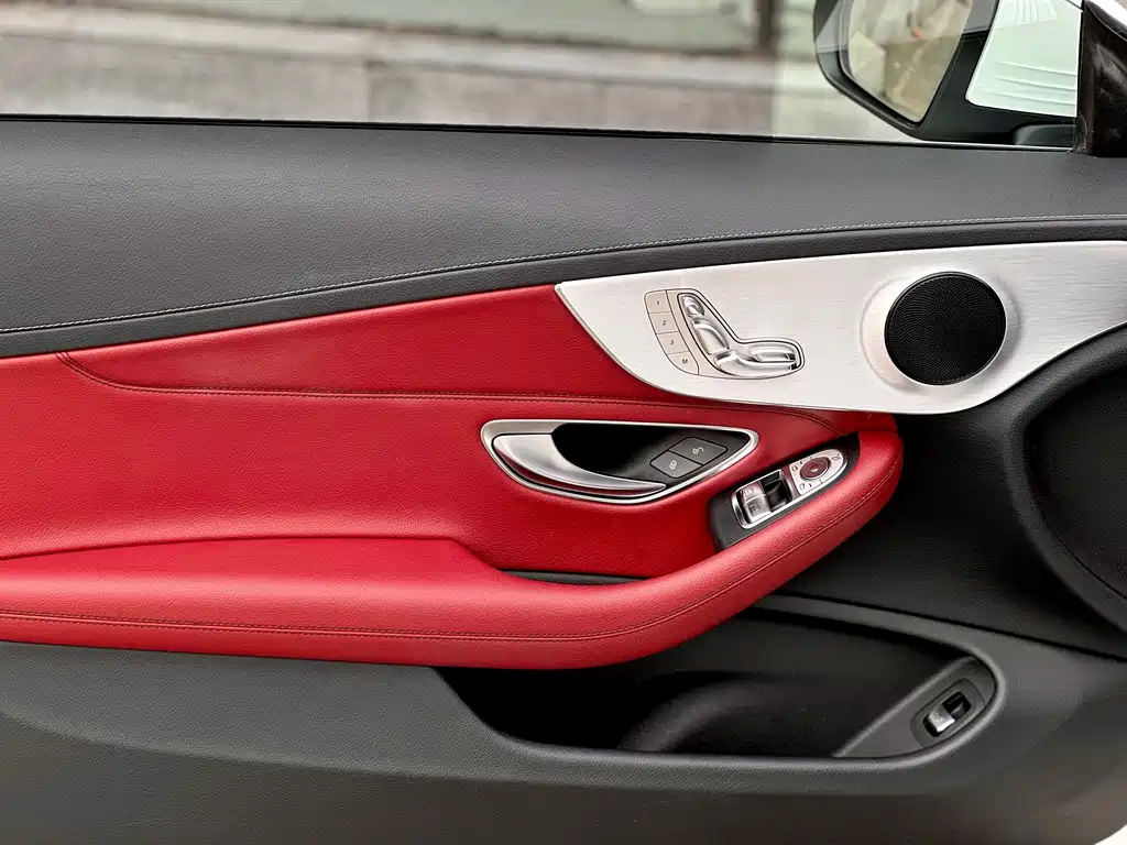 Mercedes-Benz C-Class (Import) — миниатюра 16