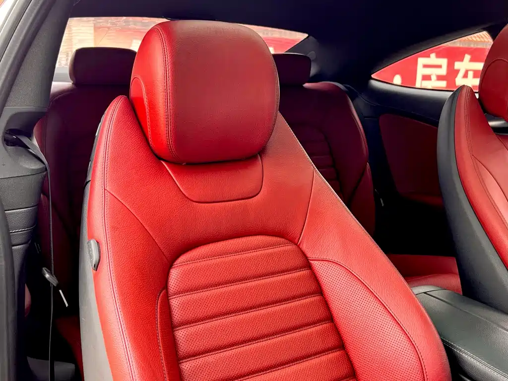 Mercedes-Benz C-Class (Import) — миниатюра 19