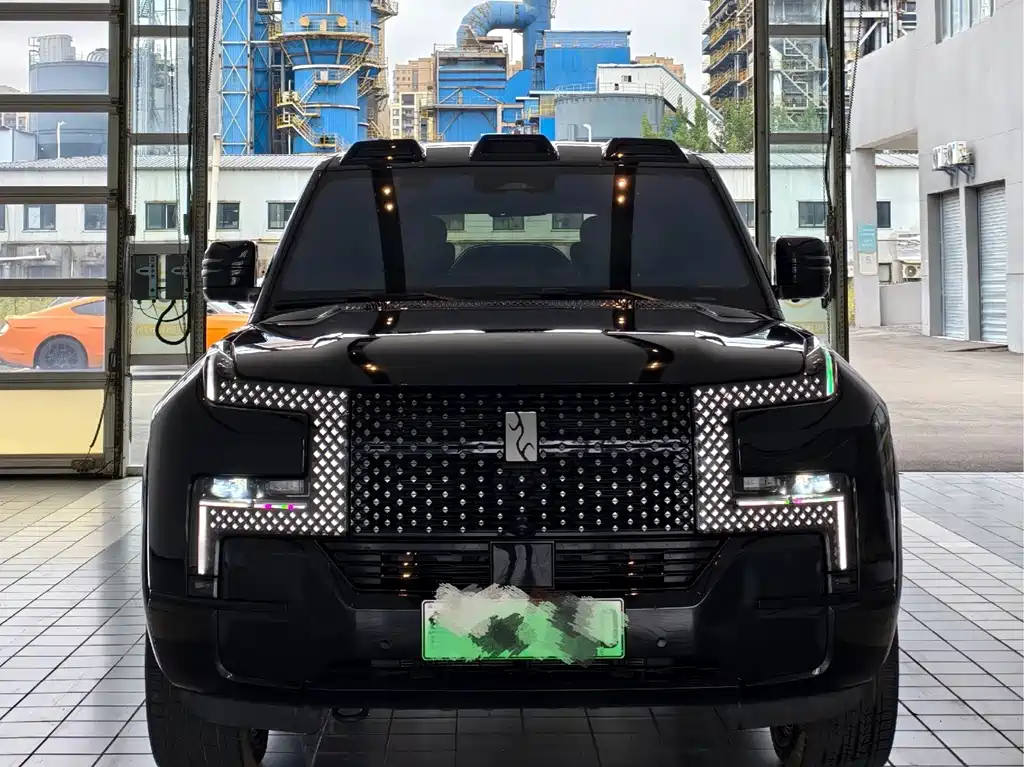 Yangwang U8 2023 Luxury