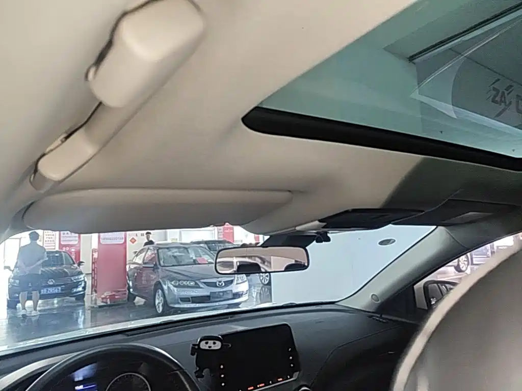 Nissan Sylphy — миниатюра 14