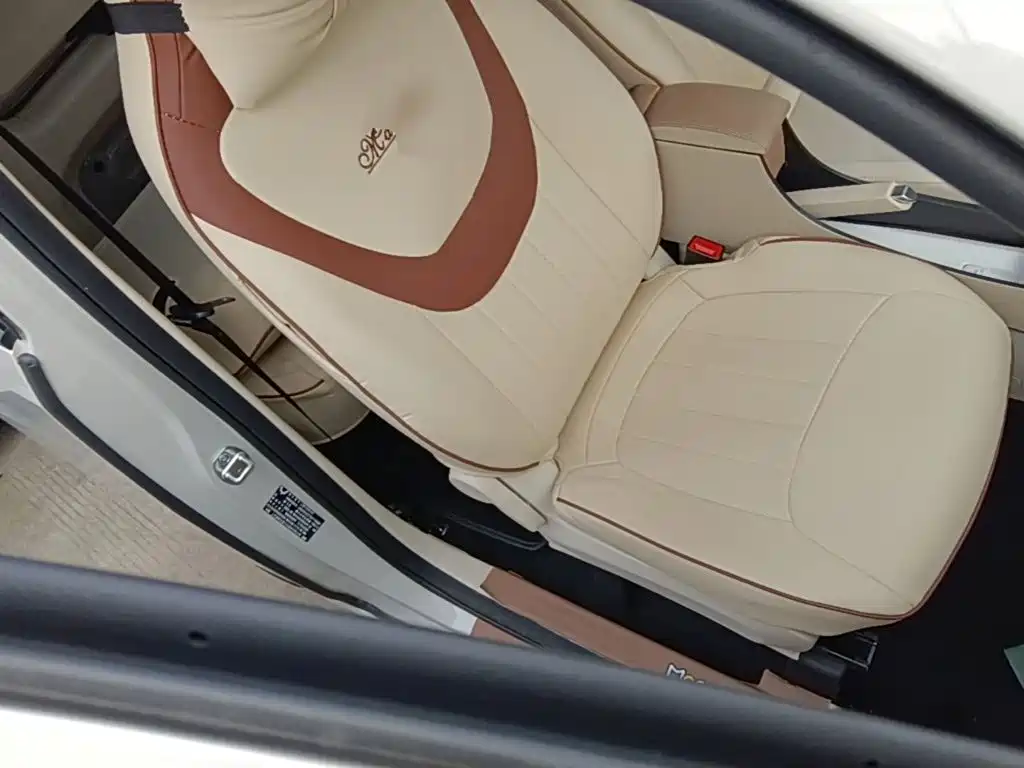 Wuling MINIEV — миниатюра 25