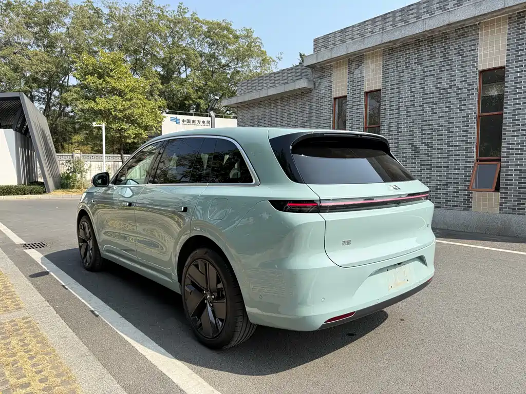 Li Auto IDEAL L6