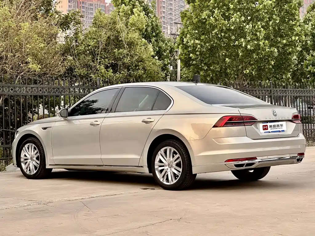 Volkswagen Phideon — миниатюра 7