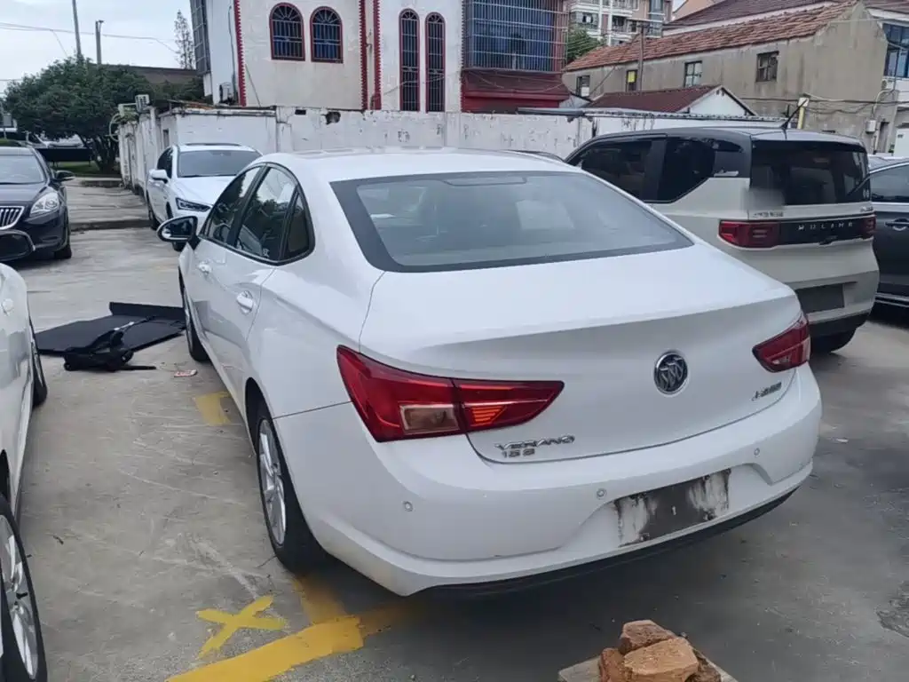 Buick Verano — миниатюра 5