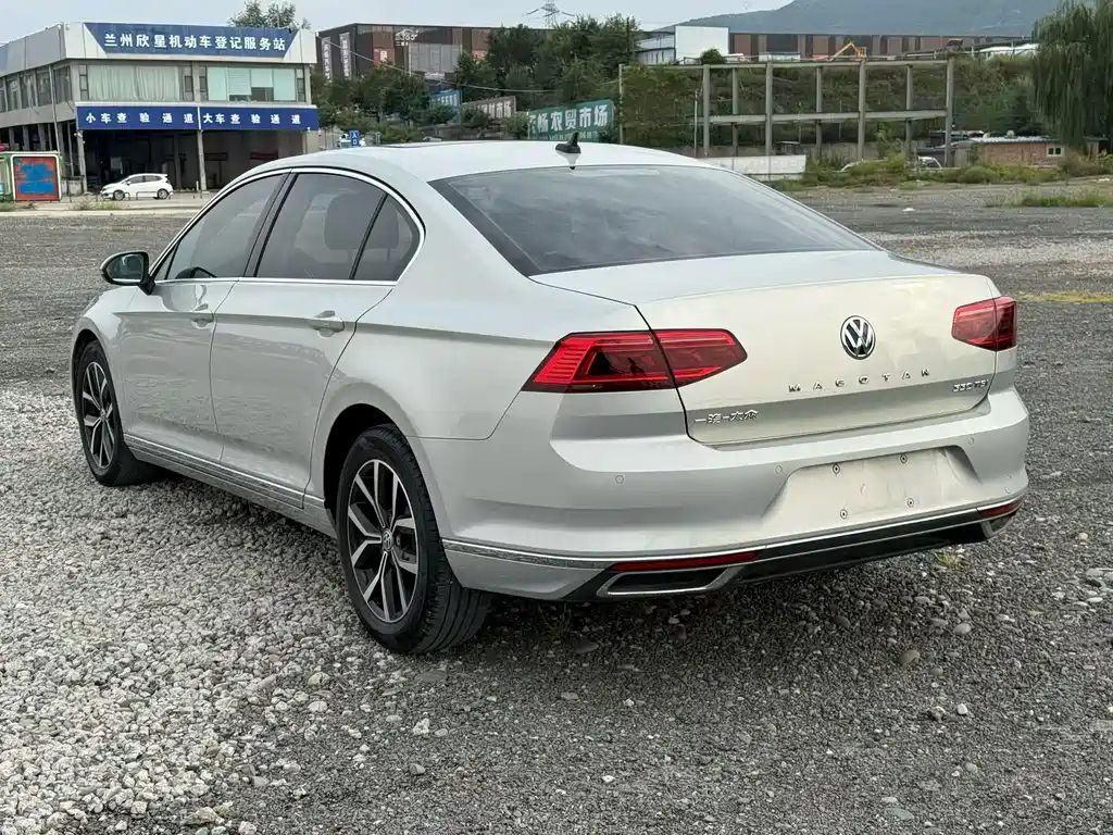 Volkswagen Magotan — миниатюра 4
