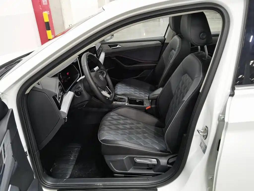 Volkswagen Sagitar — миниатюра 10