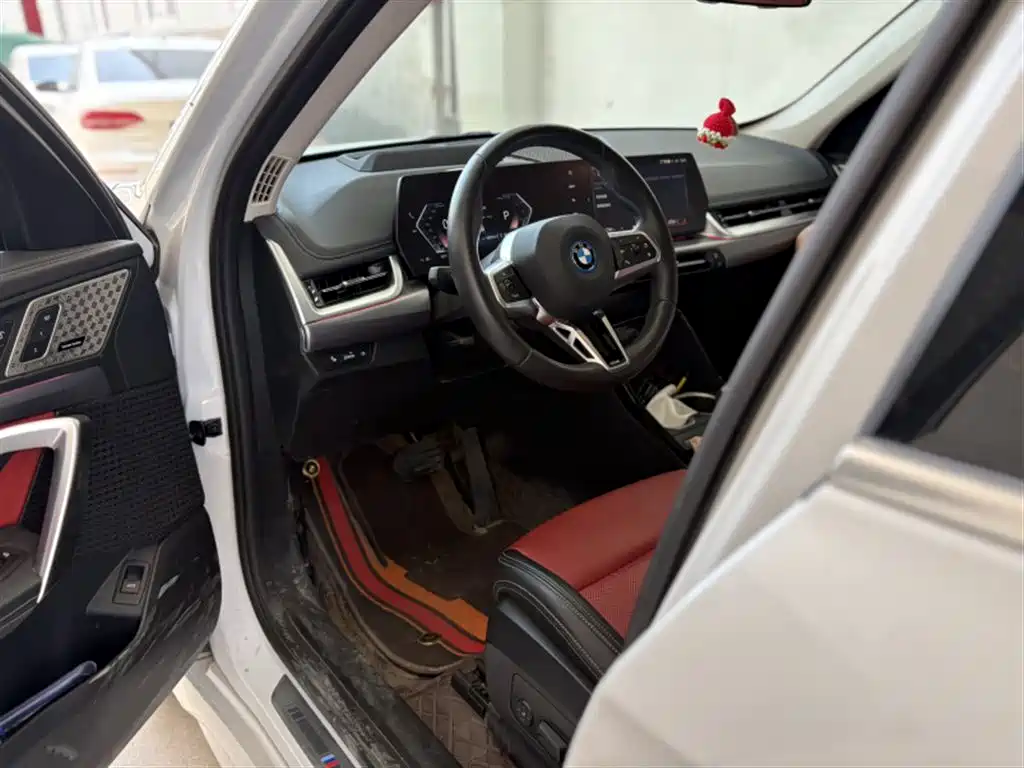 BMW iX1 2023 xDrive30L M Sport