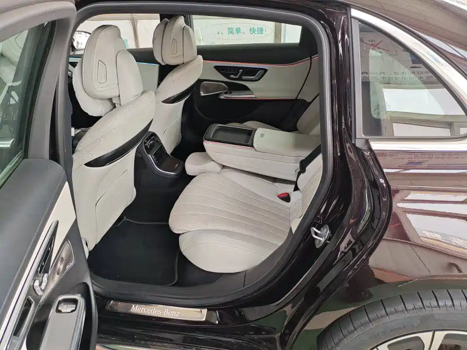 Mercedes-Benz E-Class E 2024 E 300 L Luxury