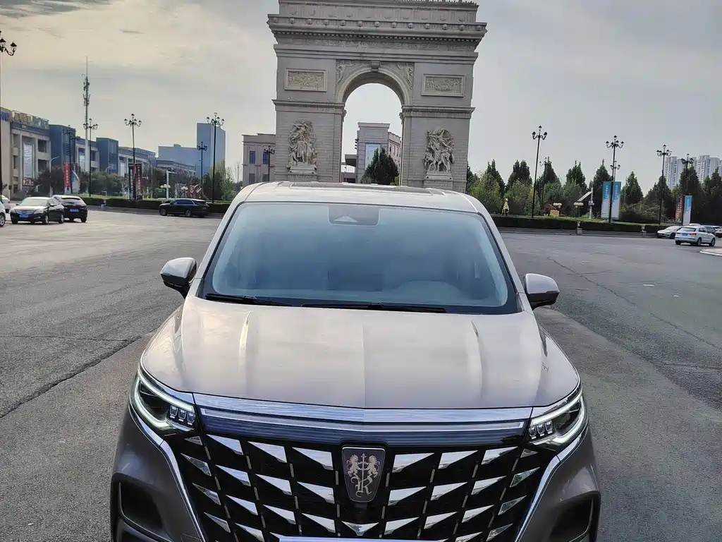Roewe iMAX8 New Energy — миниатюра 2