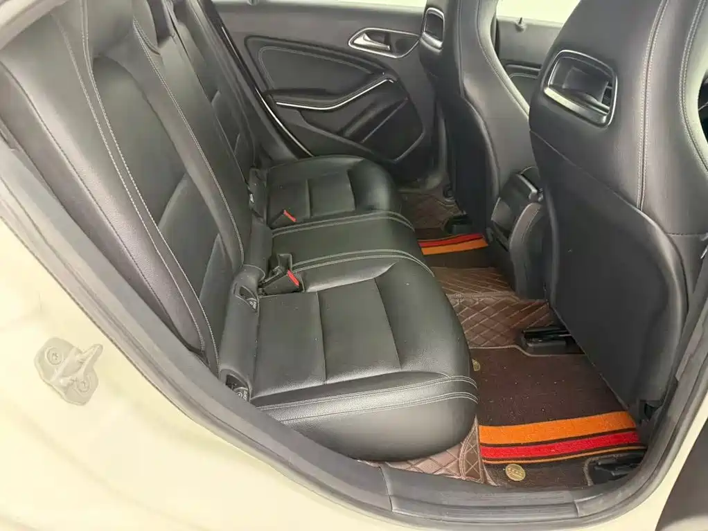 Mercedes-Benz CLA (Import) — миниатюра 6