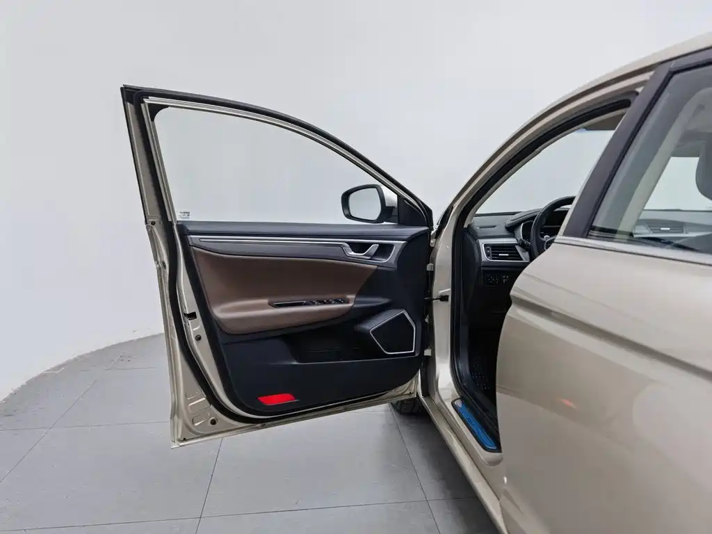 Geely Emgrand GL — миниатюра 8