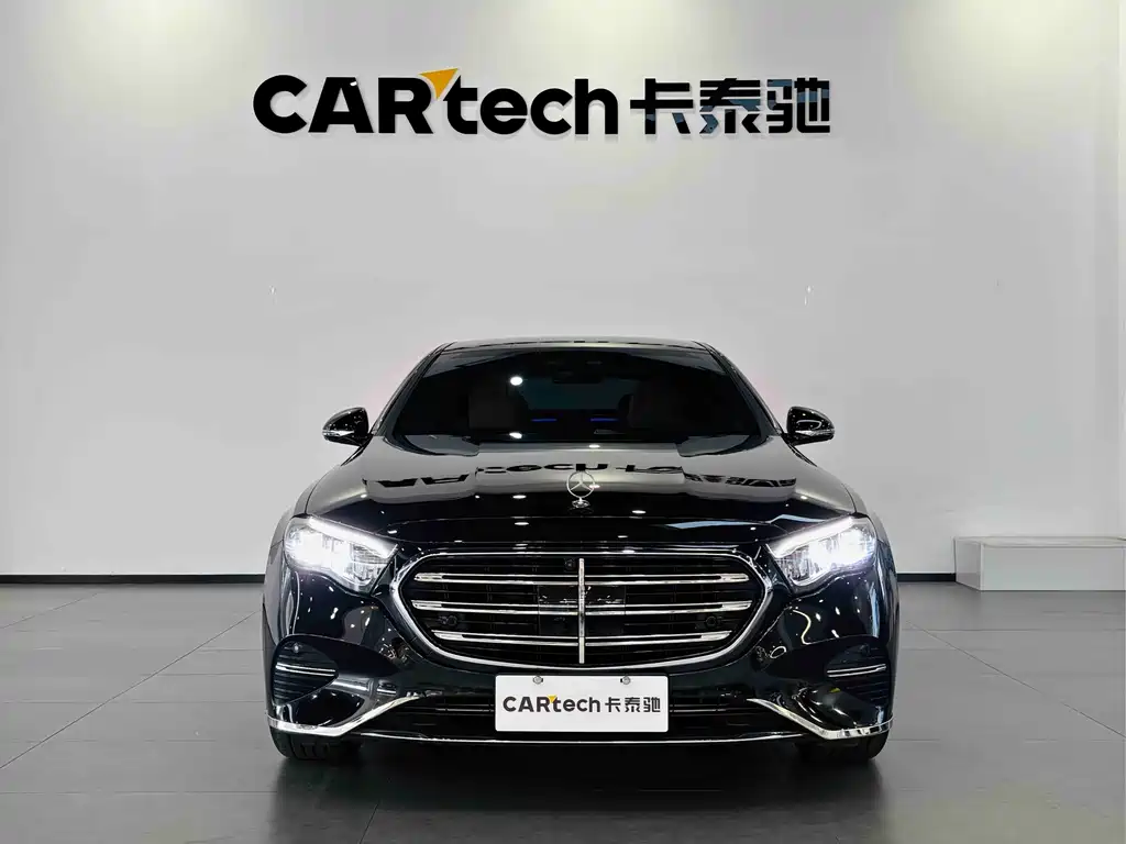 Mercedes-Benz E-Class — миниатюра 2