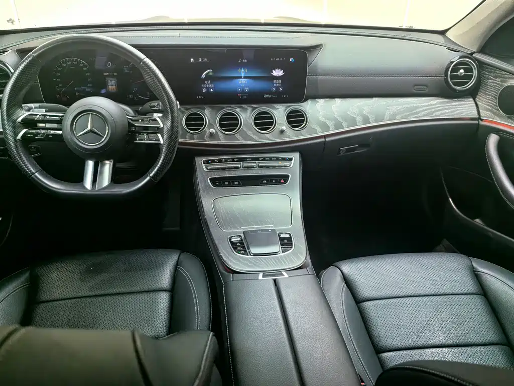 Mercedes-Benz E-Class E 2023 E 300 L Sport Fashion