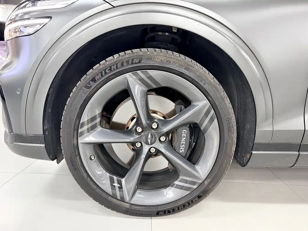 Genesis GV70 — миниатюра 18