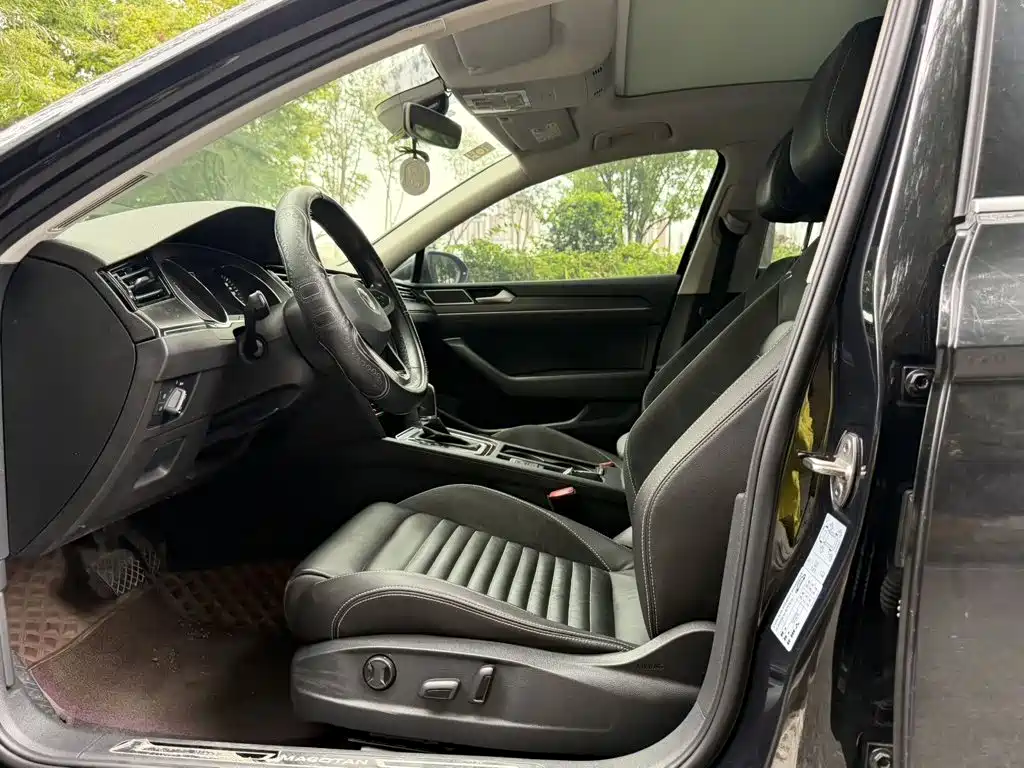 Volkswagen Magotan — миниатюра 6