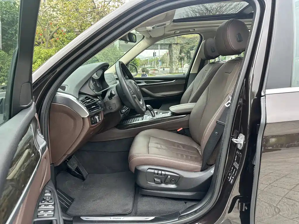 BMW X5 2014 xDrive35i Lead