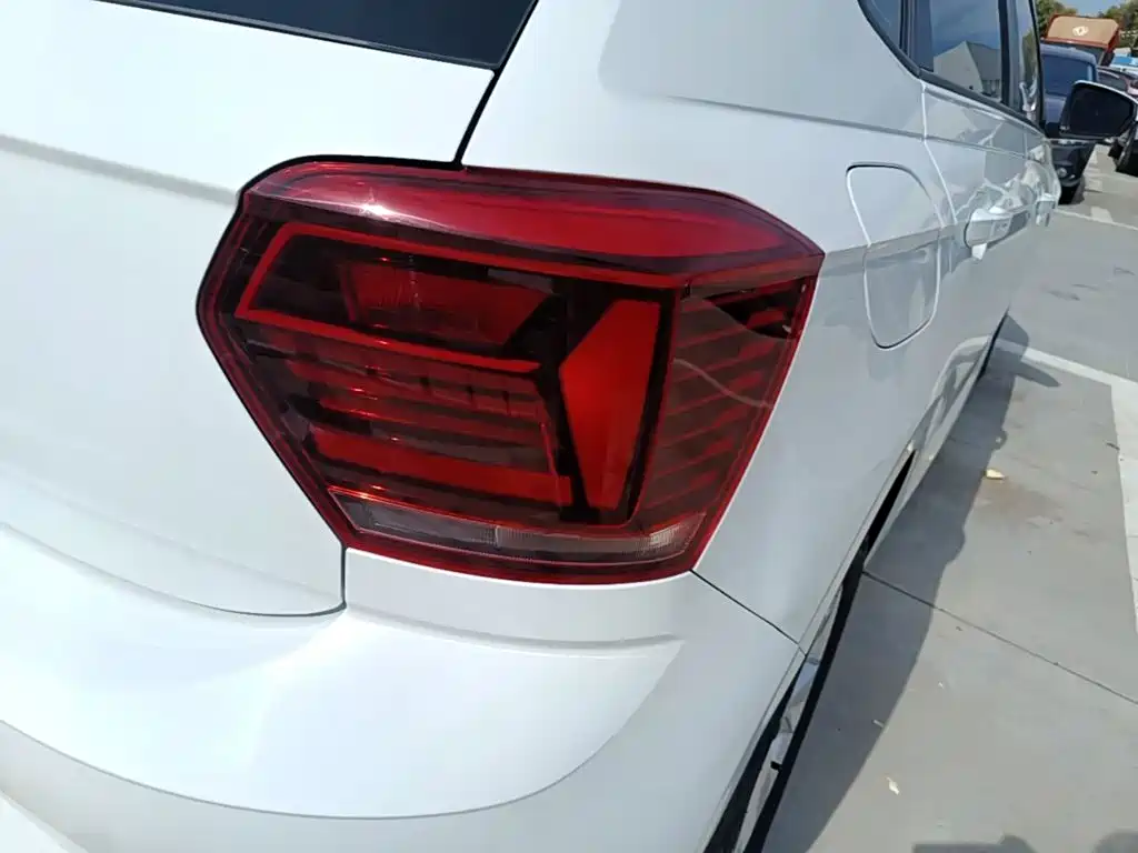 Volkswagen Polo — миниатюра 8