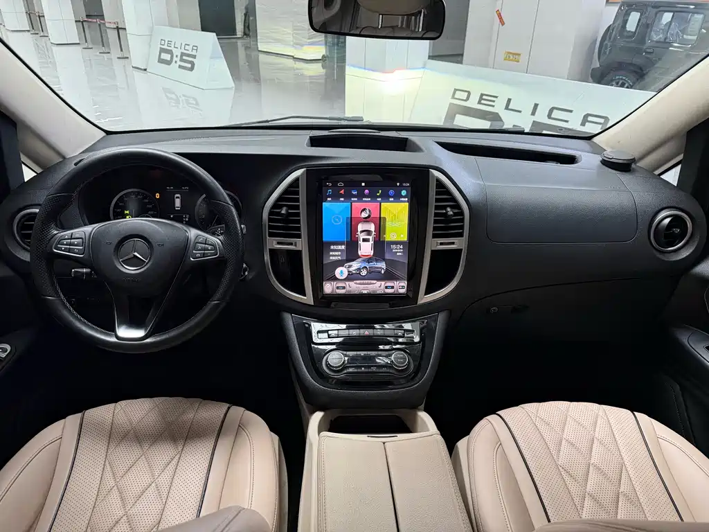 Mercedes-Benz Vito 2020 2.0T 7 мест