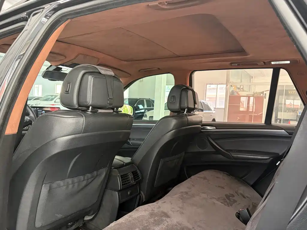 BMW X5 (Import) — миниатюра 8