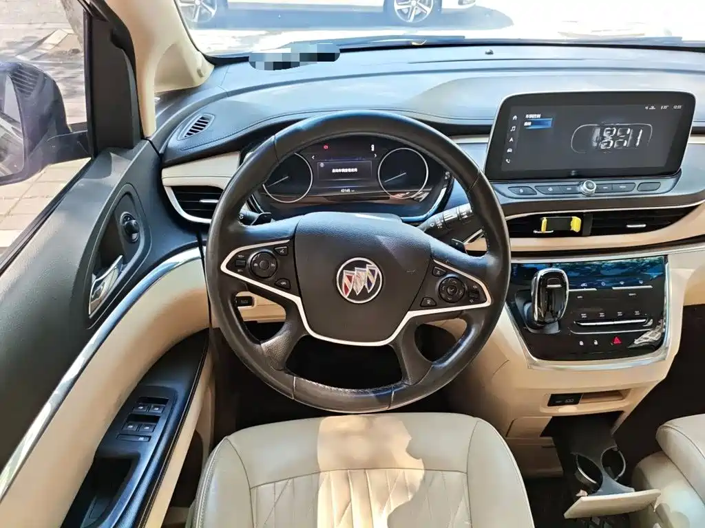 Buick GL8 — миниатюра 3