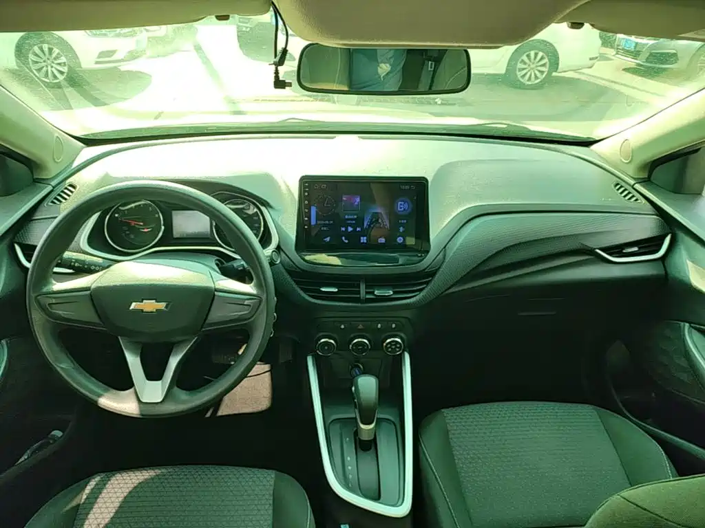Chevrolet Cavalier — миниатюра 10