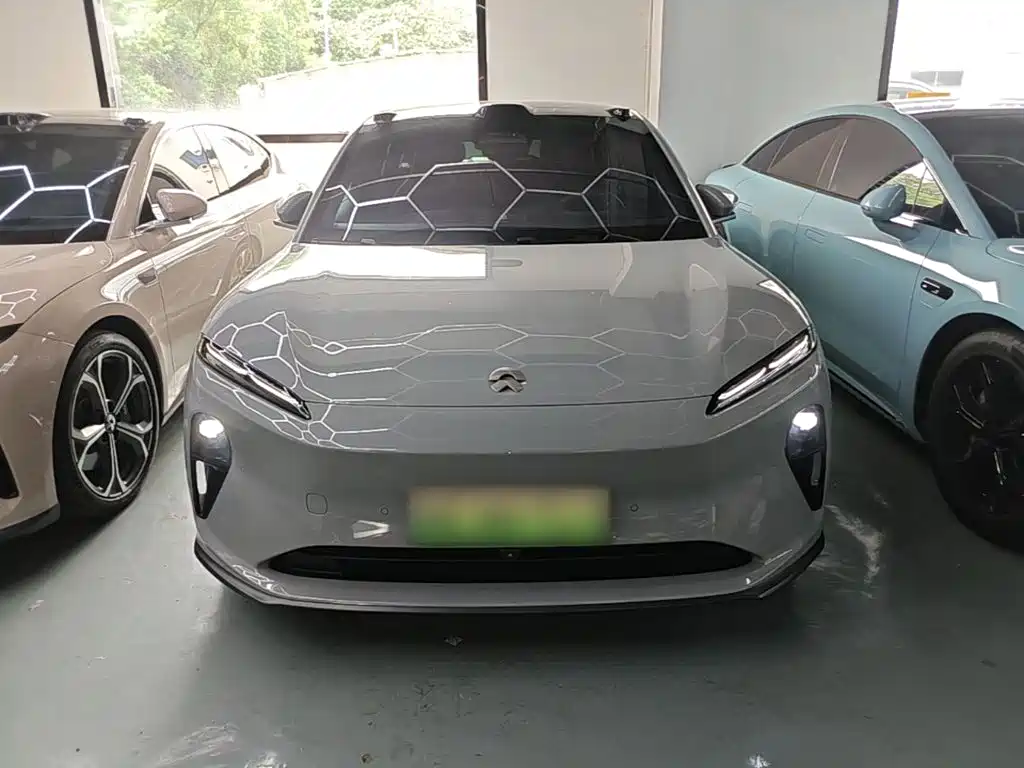 NIO ET5T — миниатюра 3