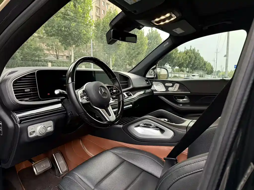 Mercedes-Benz GLS — миниатюра 5