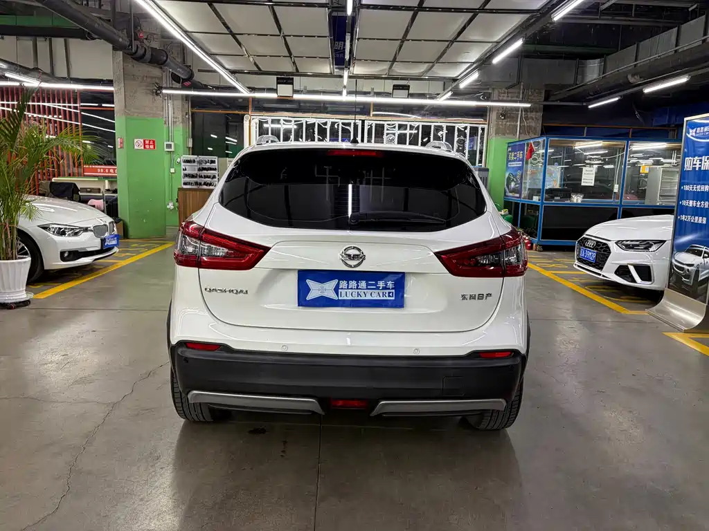 Nissan Qashqai — миниатюра 4