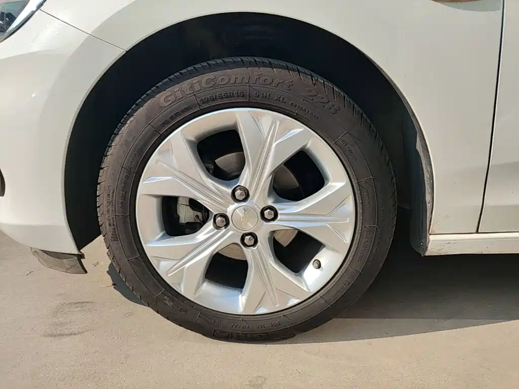 Chevrolet Cavalier — миниатюра 23