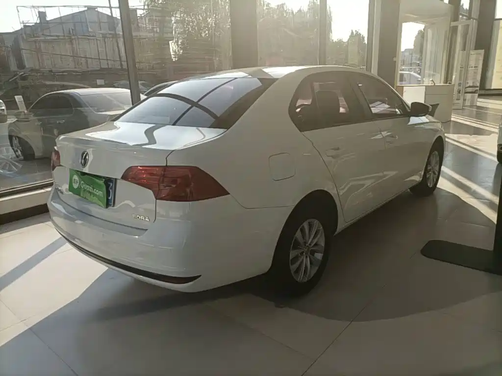 Volkswagen Bora — миниатюра 7