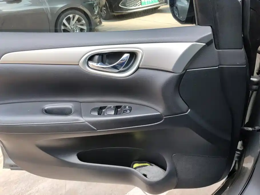 Nissan Sylphy — миниатюра 7
