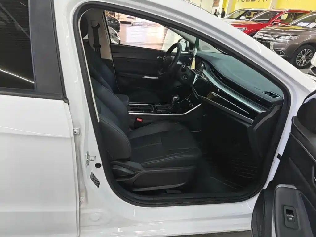 Chery Arrizo 5 — миниатюра 25